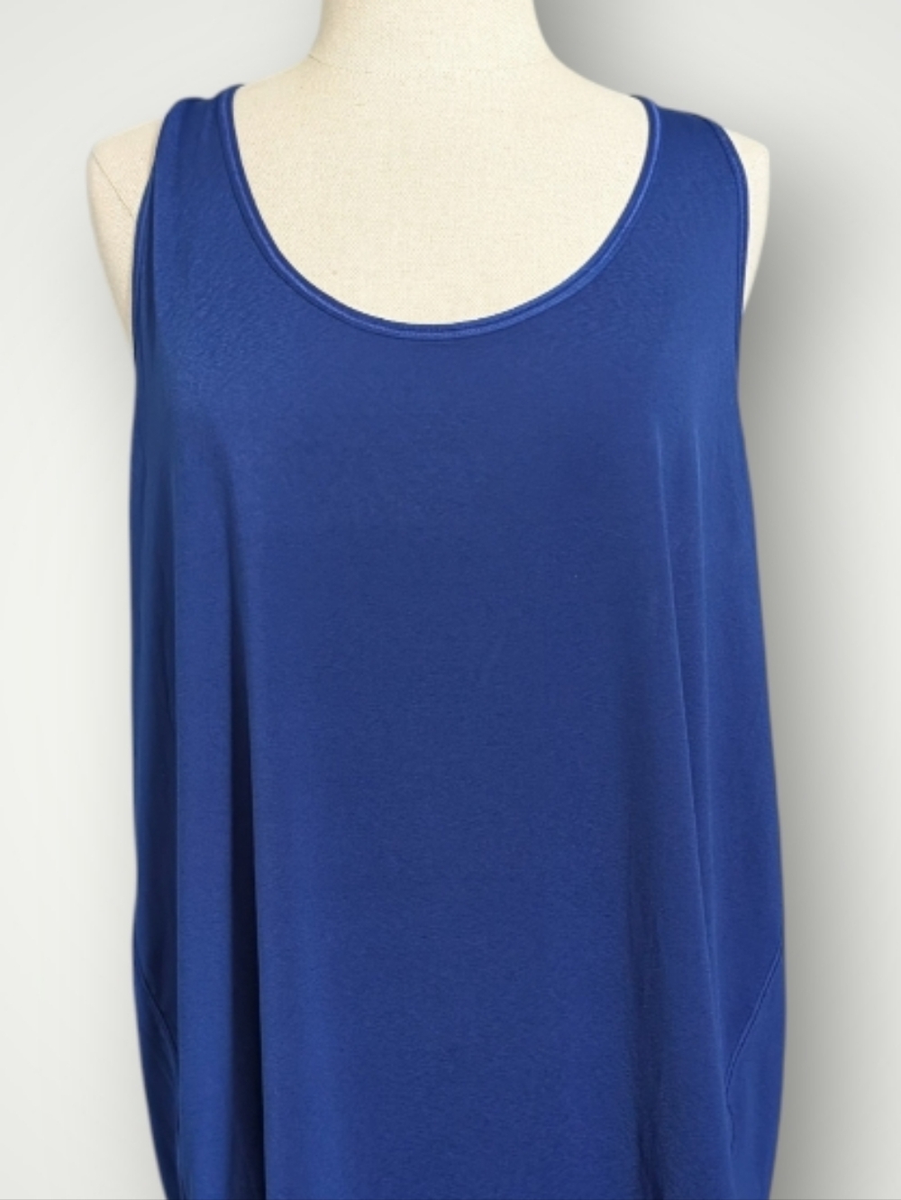 Lululemon NWT Essential Tank Top Pleated - Picture 3 of 11